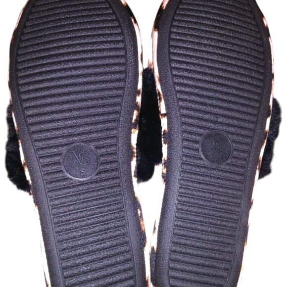 Victoria's Secret Leopard Print Slippers with Black Faux Fur Trim Size Small - Picture 8 of 8